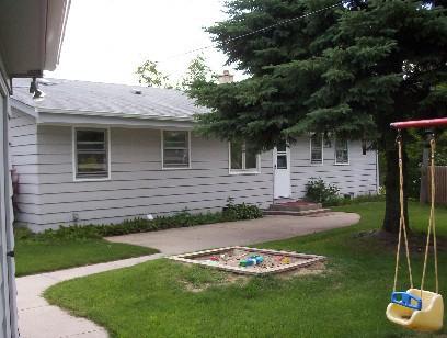 1524 Meadow Ct, Port Washington, WI 53074