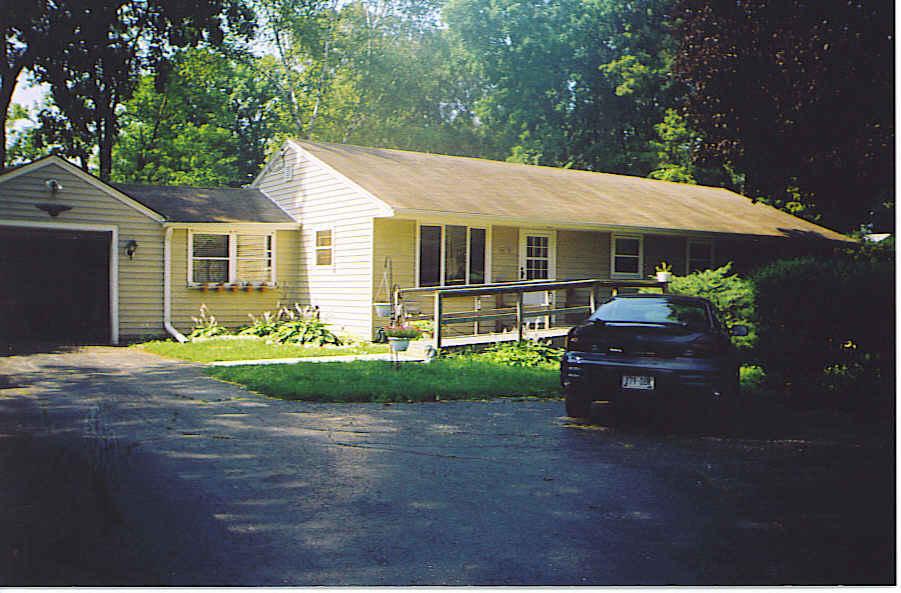 14501 Gatewood Dr., New Berlin, WI 53151