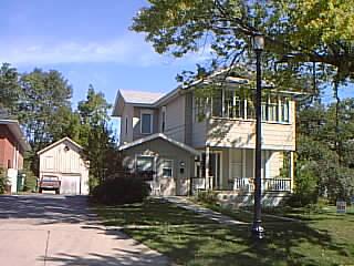 8 W Court St., Elkhorn, WI 53121