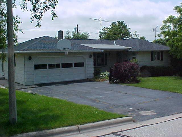 117 Kay Ave., Sheboygan Falls, WI 53085