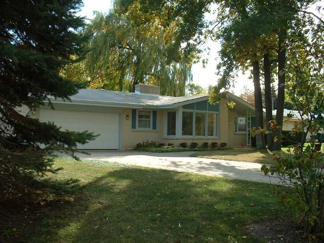 11621 W Grange Ave., Hales Corners, WI 53130