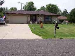 36723 Clover Ln., Summit, WI 53066