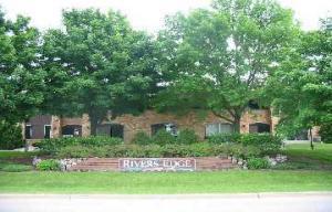 4155 W Rivers Edge Cir. #19, Brown Deer, WI 53209