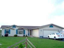 10418 White Manor Ct., Caledonia, WI 53126