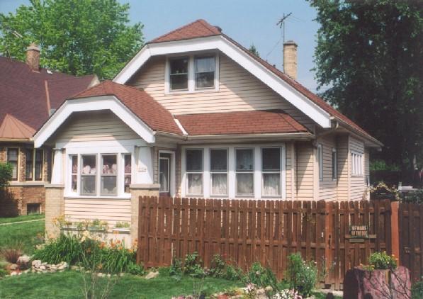 3334 N 60th St, Milwaukee, WI 53216