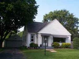 12506 W Park Ave, New Berlin, WI 53151