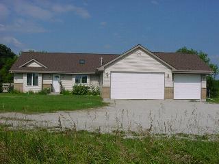 4717 N Cty Rd D, Princeton, WI 54968