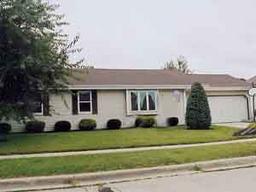 422 Sheridan Dr., West Bend, WI 53095