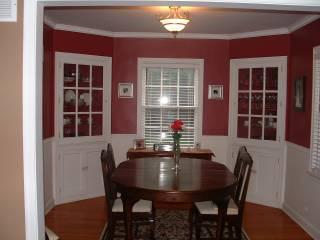 2549 N Lefeber Ave, Wauwatosa, WI 53213