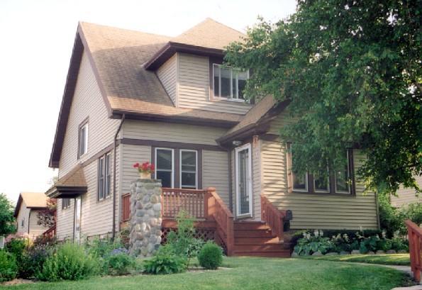 421 W Michigan St, Port Washington, WI 53074