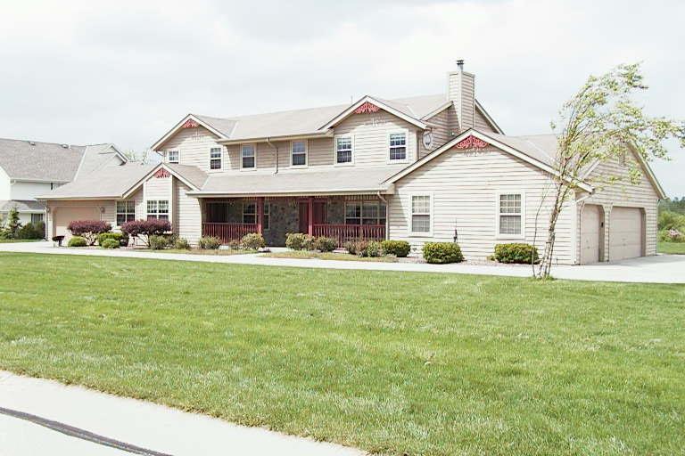 3201 S Ridgecrest Ct #3203, New Berlin, WI 53151