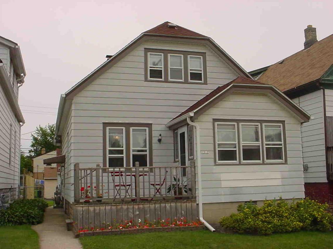 1317 Michigan Ave., South Milwaukee, WI 53172