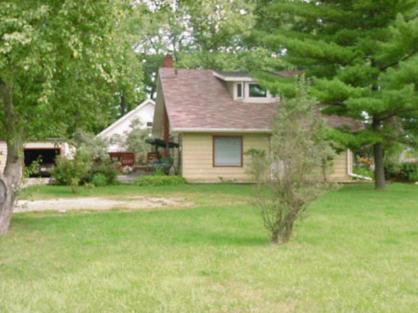 27336 Prospect Ave., Pewaukee, WI 53072