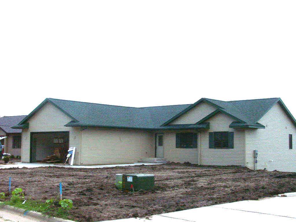 4230 Cliffside Dr., La Crosse, WI 54601