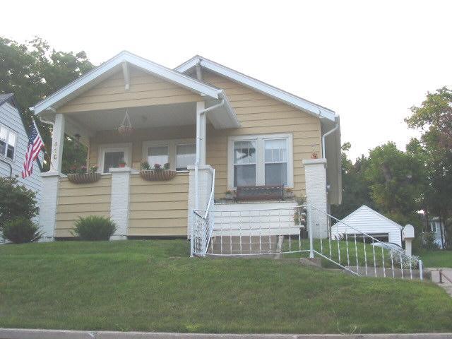 410 Bidwell Ave., Waukesha, WI 53188