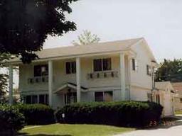 2253 N 103rd St., Wauwatosa, WI 53226