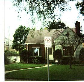 2323 N 72nd St, Wauwatosa, WI 53213