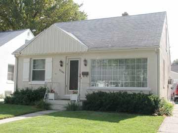 5148 N Bay Ridge Ave., Whitefish Bay, WI 53217