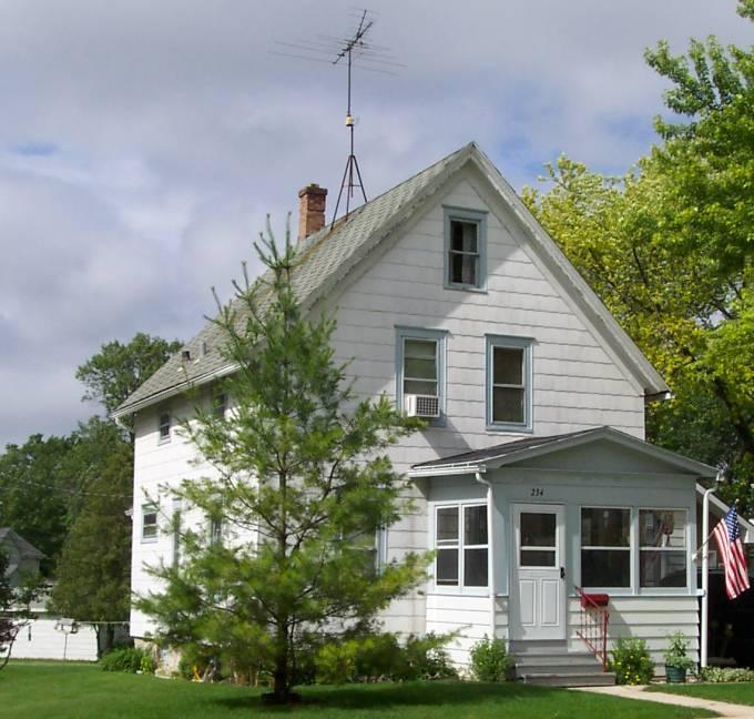 234 Park, Sheboygan Falls, WI 53085