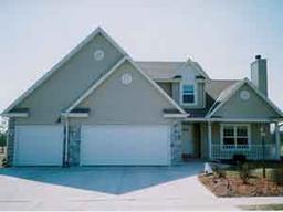 664 S Summer Creek Rd., Oconomowoc, WI 53066