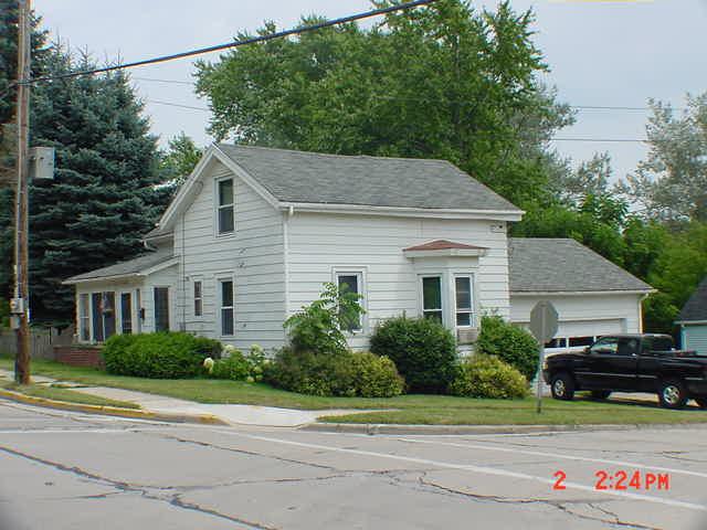 407 Union St., Hartford, WI 53027