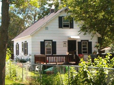 2036 Avon St, La Crosse, WI 54603