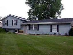 7501 S 72nd St, Franklin, WI 53132