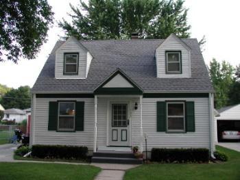 133 Coolidge Ave., Waukesha, WI 53186