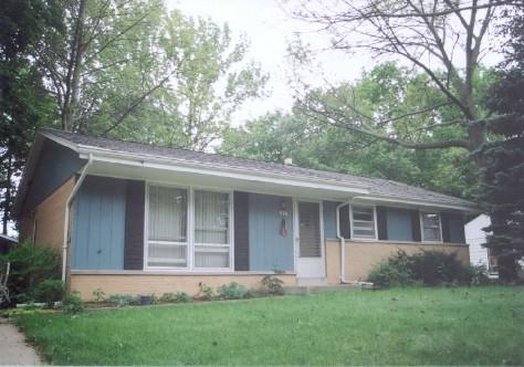 4927 W Donna Dr., Brown Deer, WI 53223