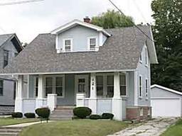 421 Blaine Ave., Racine, WI 53405