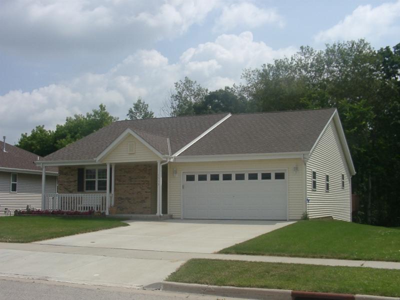 1513 Goldenrod Cir., West Bend, WI 53095