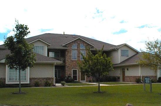 17560 W Lincoln Ave., New Berlin, WI 53146