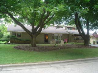 1412 N 118th St., Wauwatosa, WI 53226