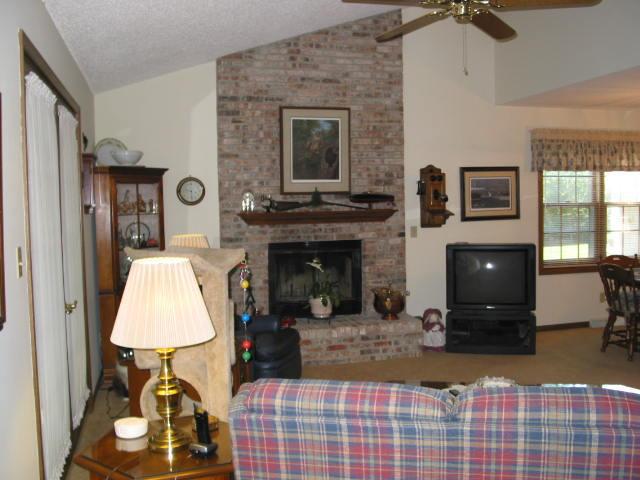 348 E James Dr., Port Washington, WI 53074