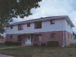 723 Imperial Ct., West Bend, WI 53095