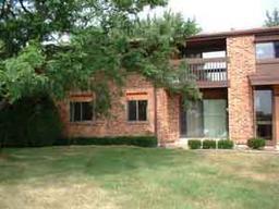 333 Park Hill Dr. #A, Pewaukee, WI 53072