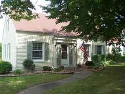 11426 W Wisconsin Ave., Wauwatosa, WI 53226