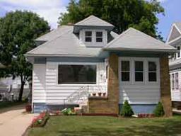 4229 N Larkin St., Shorewood, WI 53211