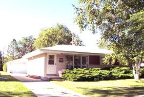 2815 Brentwood Dr., Racine, WI 53403