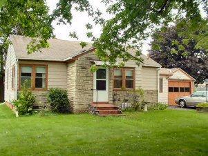 1399 County Rd Ss, Onalaska, WI 54650