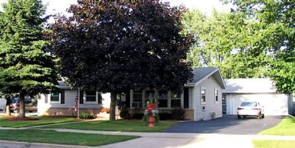 754 Wheelock Ave., Hartford, WI 53027