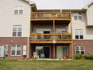 7913 S Scepter Dr #4, Franklin, WI 53132