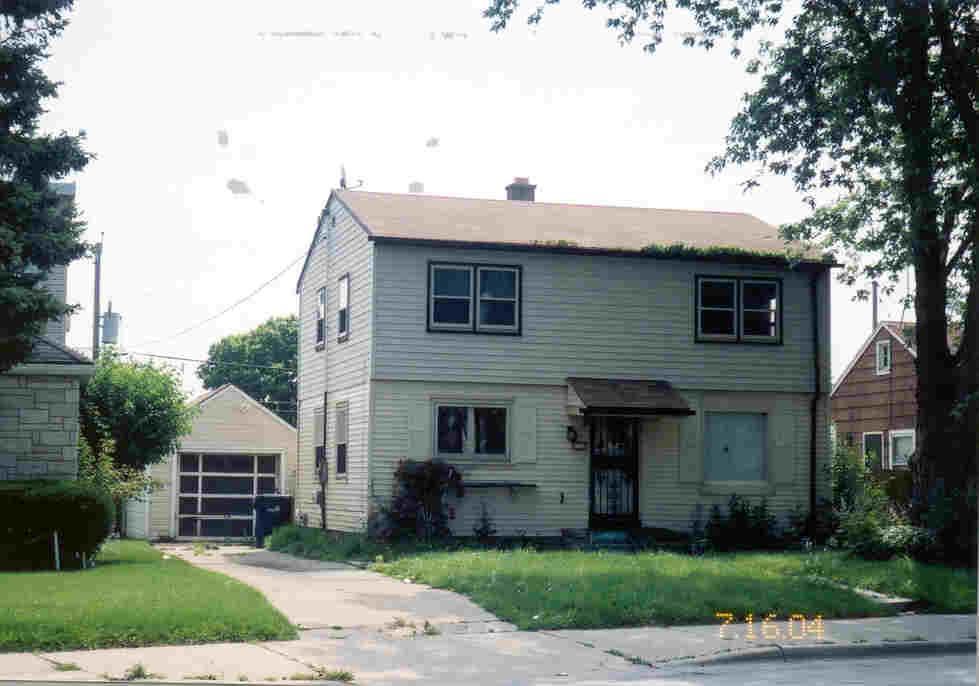 4538 N Hopkins St., Milwaukee, WI 53209