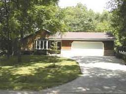 434 Wahl Ave., Mukwonago, WI 53149