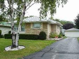 5544 N Iroquois Ave., Glendale, WI 53217