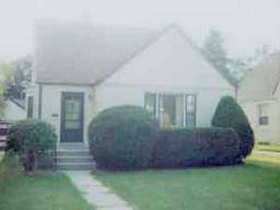 2609 N 83rd St., Wauwatosa, WI 53213