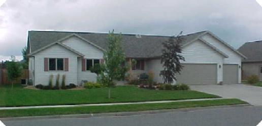 1007 Starlite Dr., Holmen, WI 54636