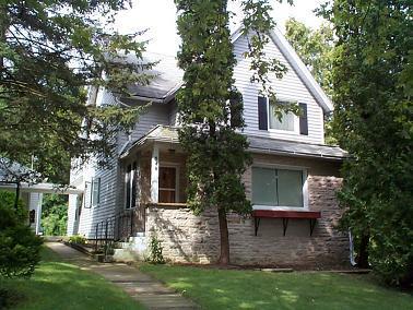 548 N 8th Ave., West Bend, WI 53090