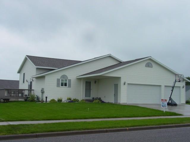 303 N Cherry Ln, Holmen, WI 54636