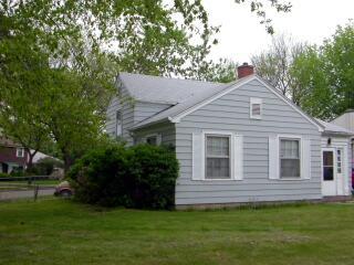 4255 N Sercombe Rd, Milwaukee, WI 53216